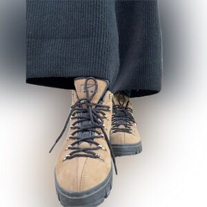 Nike Air ACG Hiking Ankle Boots Vintage